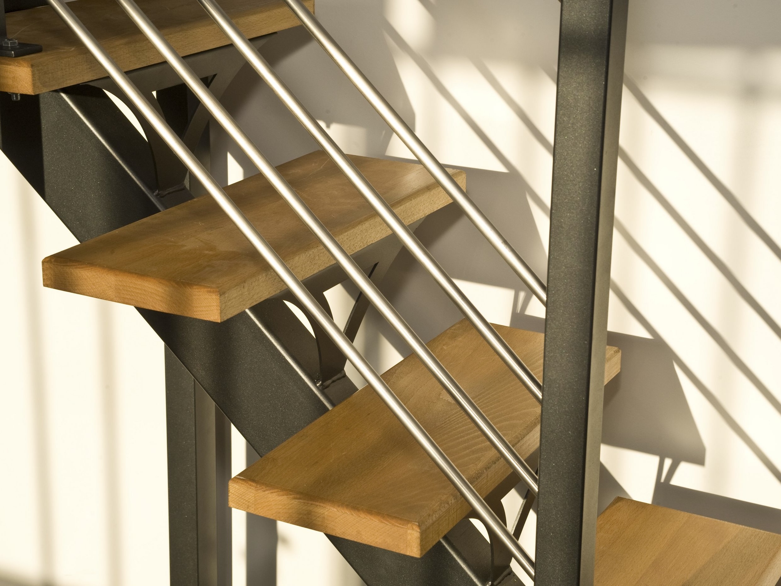 3EB6C30C-CDBB-4495-A24C-BBE8E609EDCB_1_201_a garde corps en acier