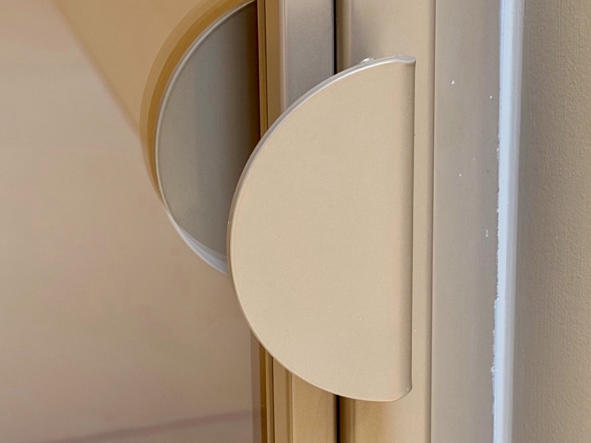 Zoom poignée de porte en acier